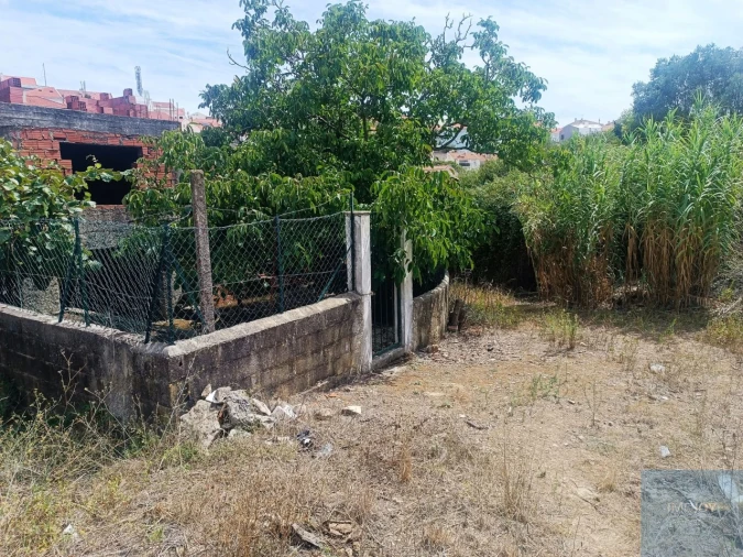 Terreno para Venda em Porto Salvo Foto 19