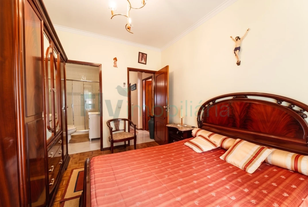 Apartamento T3 para Venda em Moreira de Conegos Foto 34