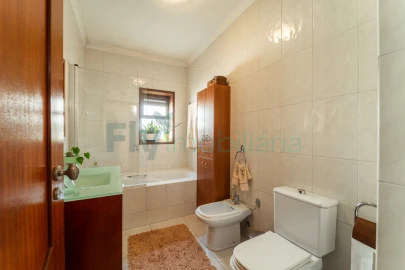 Apartamento T3 para Venda em Moreira de Conegos