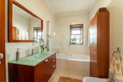 Apartamento T3 para Venda em Moreira de Conegos