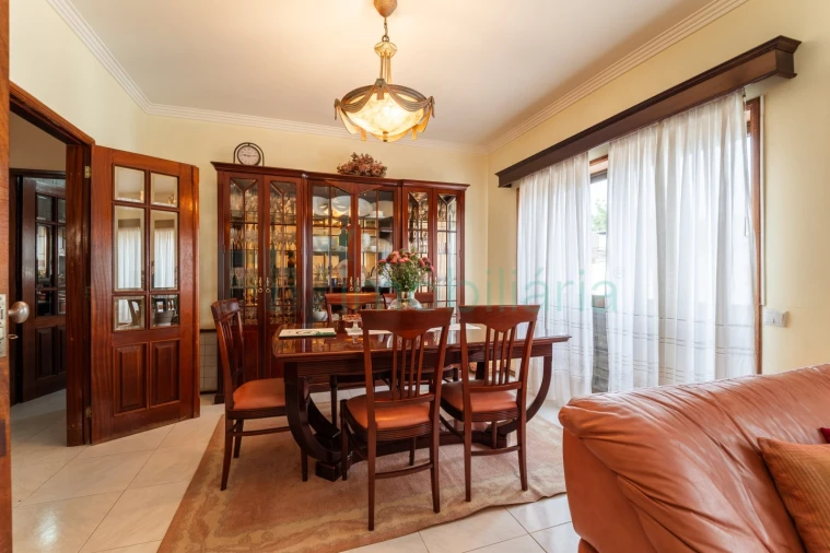 Apartamento T3 para Venda em Moreira de Conegos Foto 5