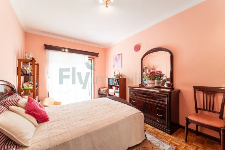 Apartamento T3 para Venda em Moreira de Conegos Foto 19