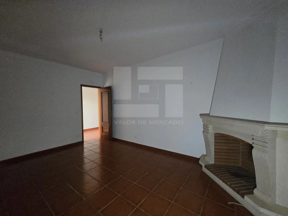 Moradia T4 para Venda em São Salvador e Santa Maria Foto 5