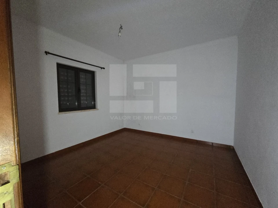 Moradia T4 para Venda em São Salvador e Santa Maria Foto 6