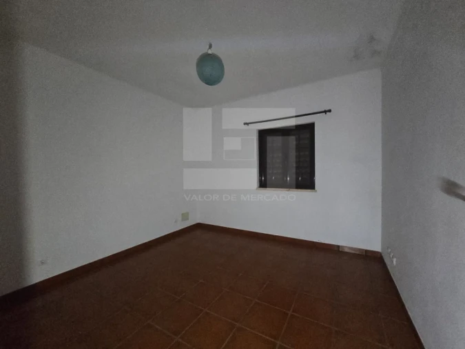 Moradia T4 para Venda em São Salvador e Santa Maria Foto 9