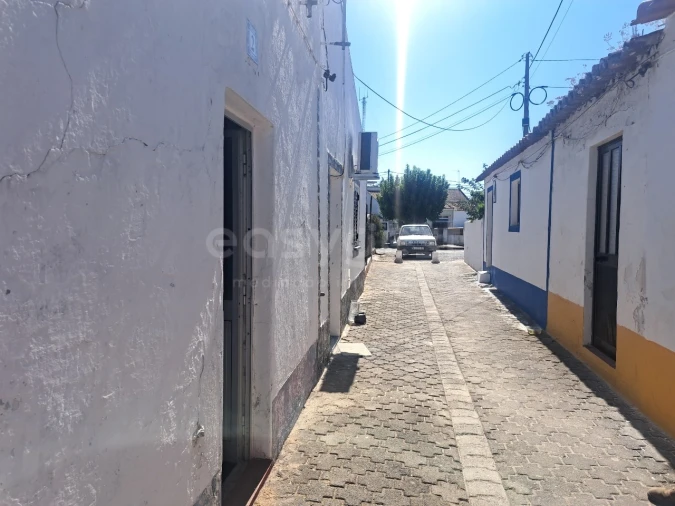 Moradia T1 para Venda em Figueira dos Cavaleiros Foto 14