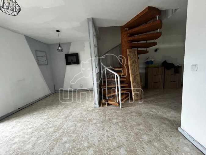 Apartamento T2 para Venda em Darque Foto 3