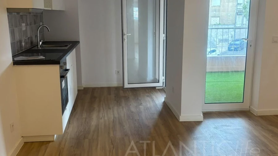 Apartamento T2 para Venda em Queluz e Belas