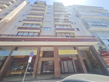 Apartamento T3 para Venda em São Domingos de Benfica