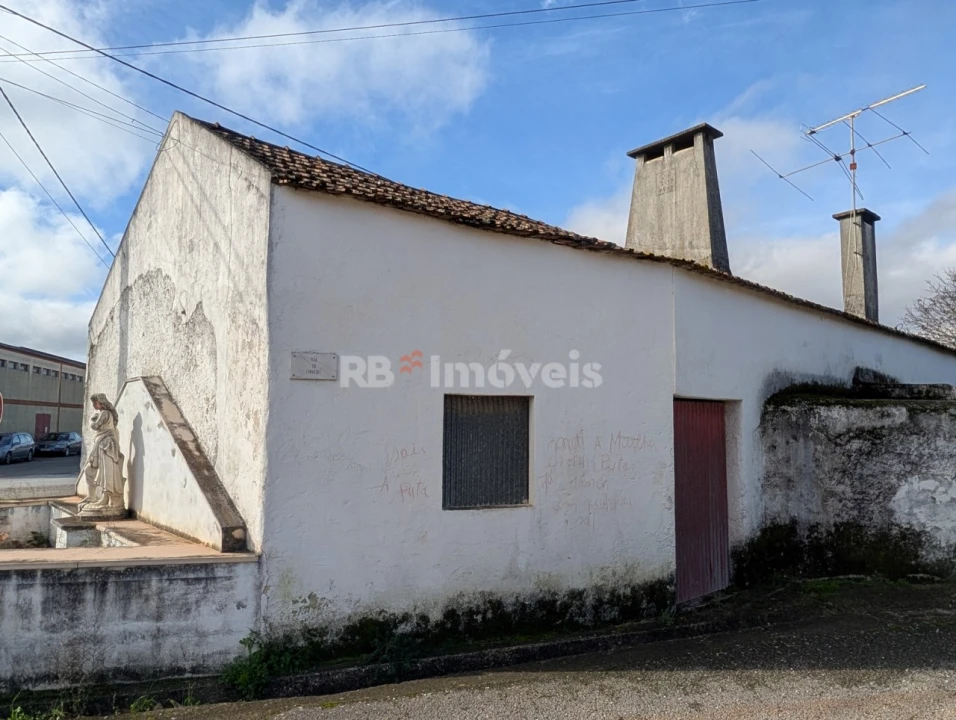 Moradia T4 para Venda em Brogueira, Parceiros de Igreja e Alcorochel Foto 25
