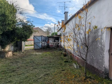 Moradia T4 para Venda em Brogueira, Parceiros de Igreja e Alcorochel