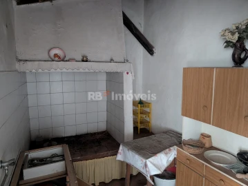 Moradia T4 para Venda em Brogueira, Parceiros de Igreja e Alcorochel