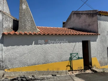 Armazém para Venda em Comenda