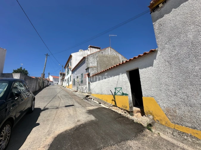 Armazém para Venda em Comenda Foto 2