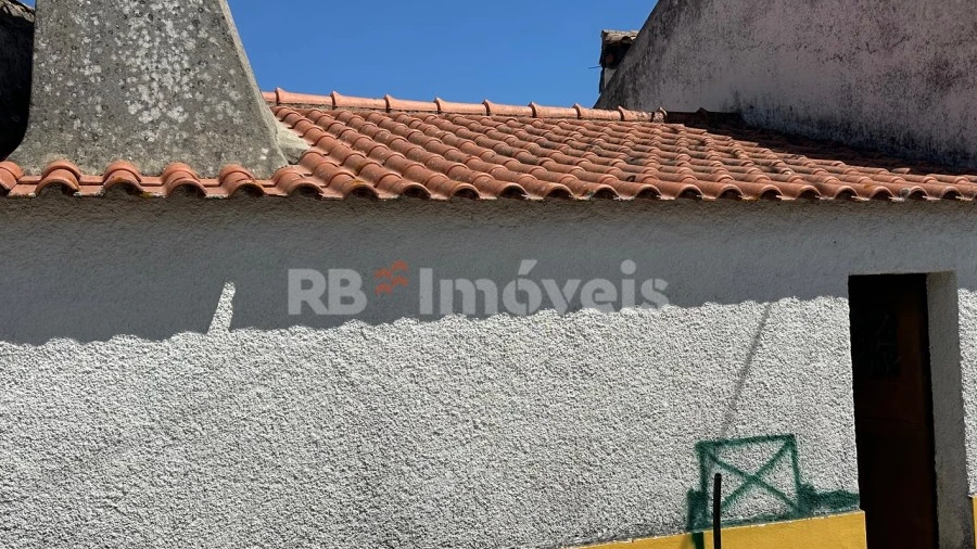 Armazém para Venda em Comenda