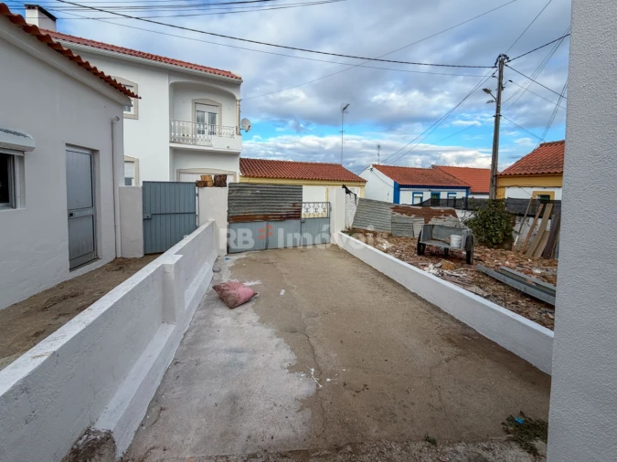 Moradia T2 para Venda em Abrantes (São Vicente e São João) e Alferrarede Foto 2