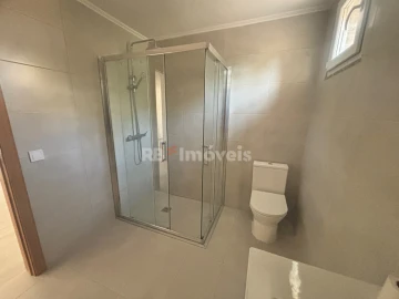 Moradia T3 para Venda em Meia Via