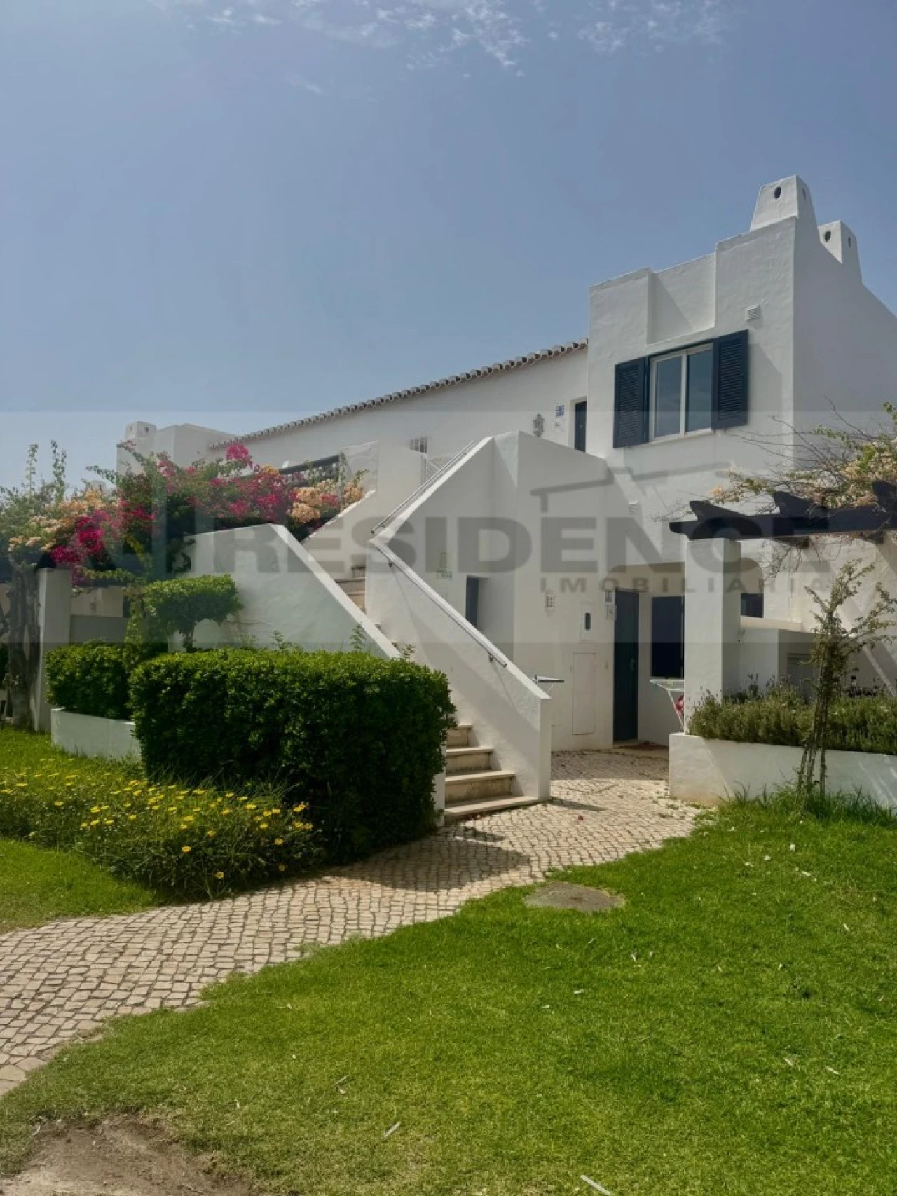 Apartamento T1 para Venda em Albufeira e Olhos de Água Foto 1