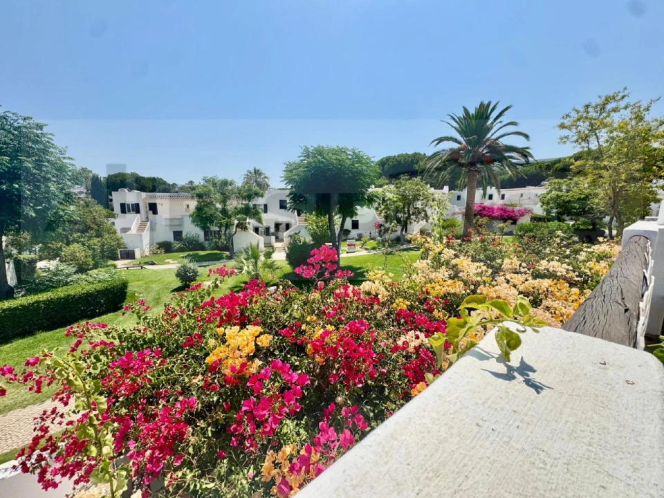 Apartamento T1 para Venda em Albufeira e Olhos de Água Foto 33