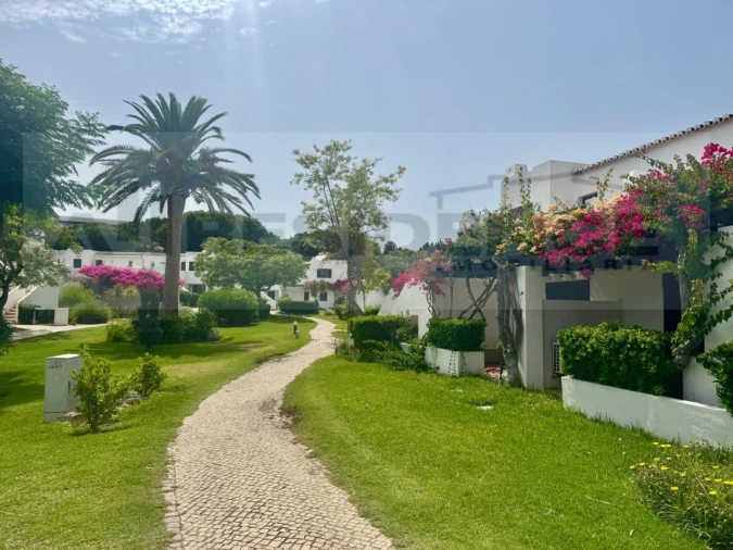 Apartamento T1 para Venda em Albufeira e Olhos de Água Foto 3
