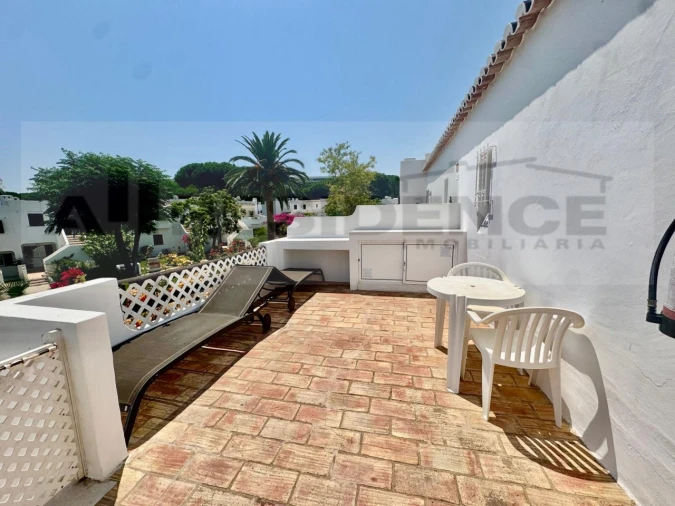 Apartamento T1 para Venda em Albufeira e Olhos de Água Foto 5