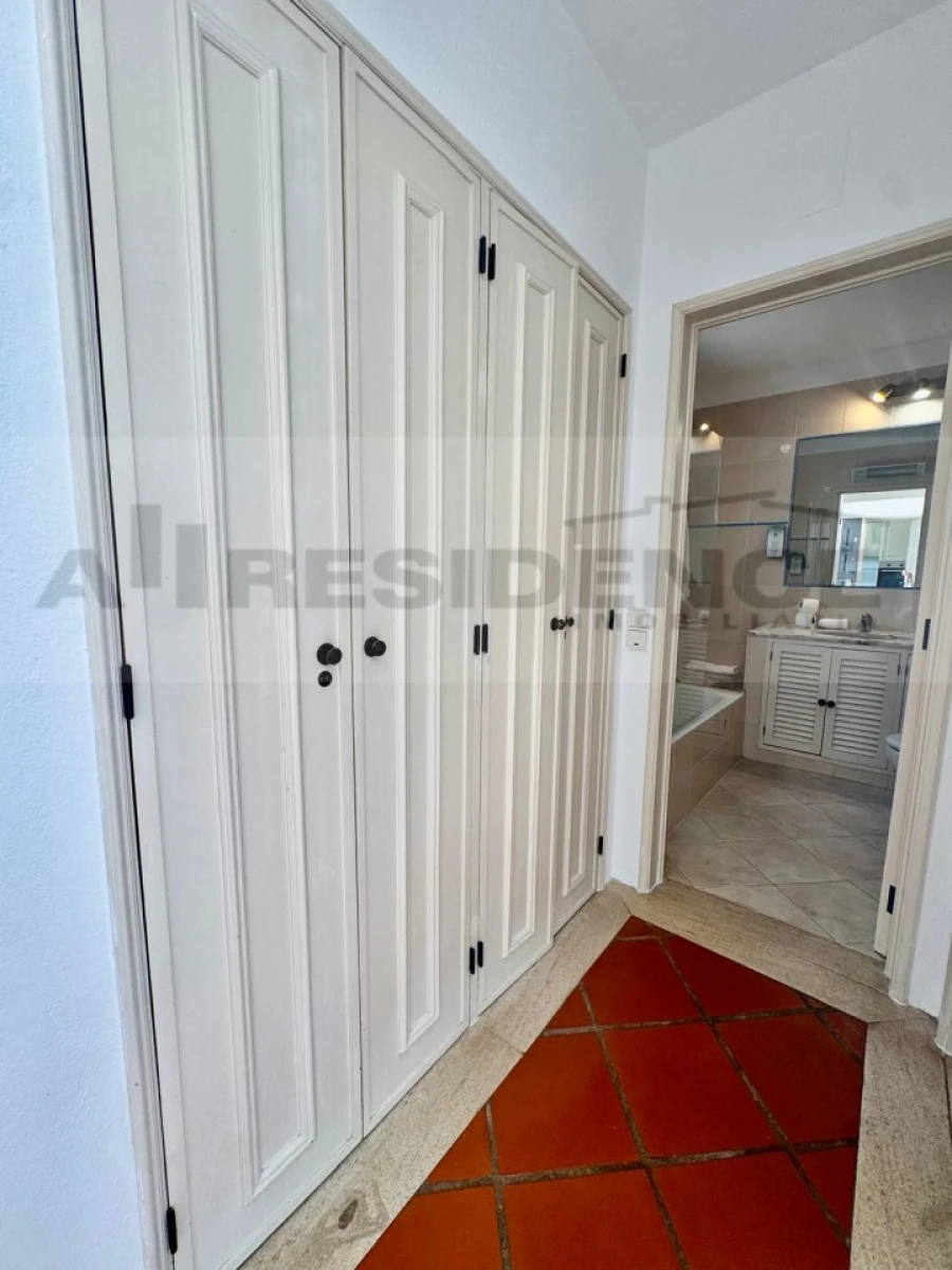Apartamento T1 para Venda em Albufeira e Olhos de Água Foto 19