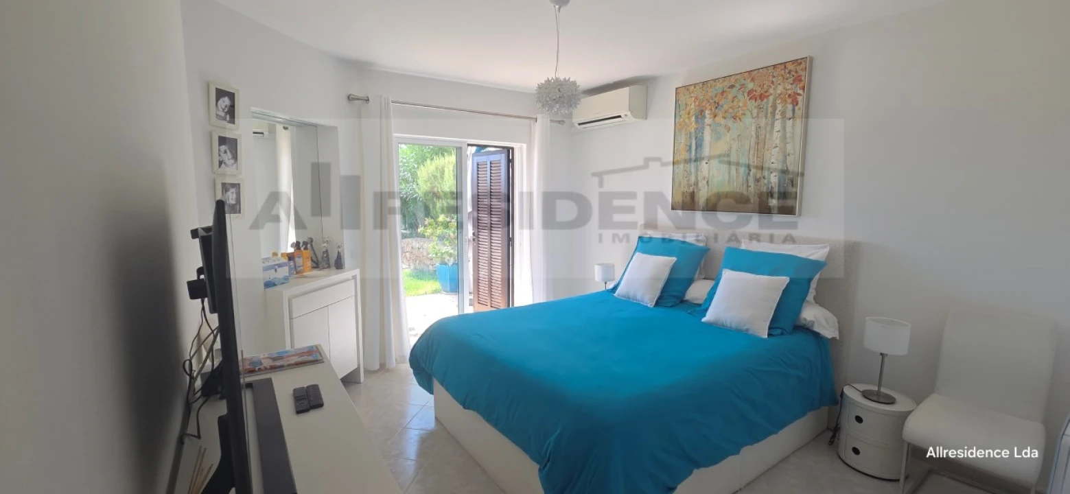 Apartamento T2 para Venda em Albufeira e Olhos de Água Foto 4