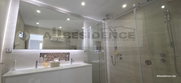 Apartamento T2 para Venda em Albufeira e Olhos de Água