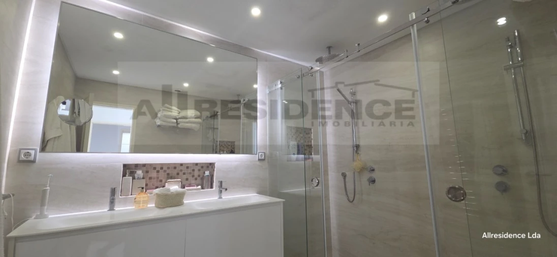 Apartamento T2 para Venda em Albufeira e Olhos de Água Foto 7