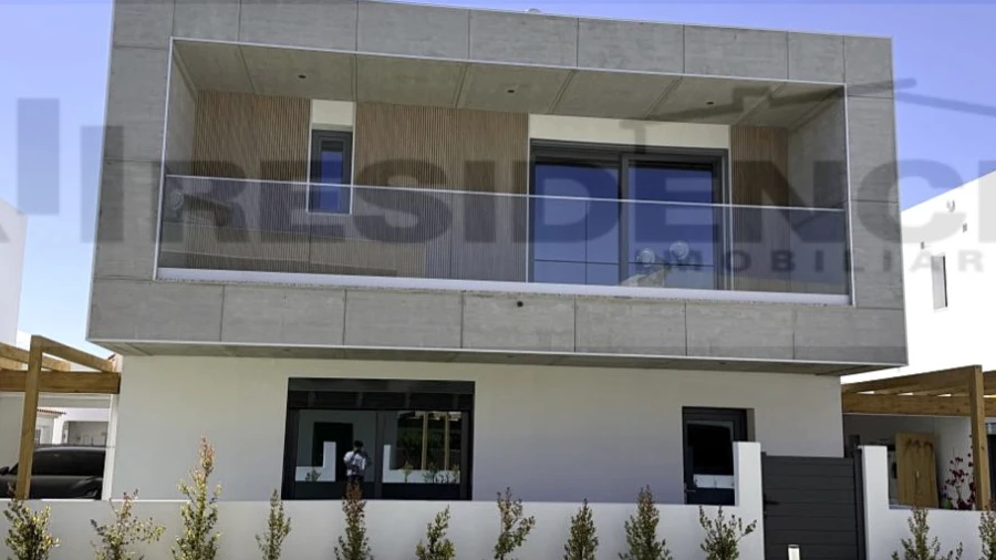 Moradia T4 para Venda em Ferreiras