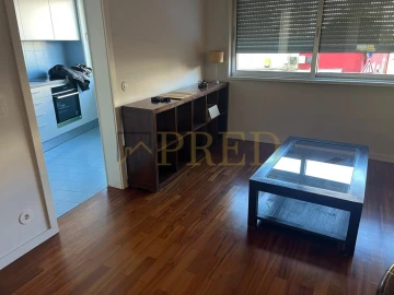 Apartamento T1 para Arrendamento em Lordelo do Ouro e Massarelos