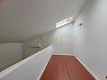 Apartamento T3 para Venda em Aldoar, Foz do Douro e Nevogilde
