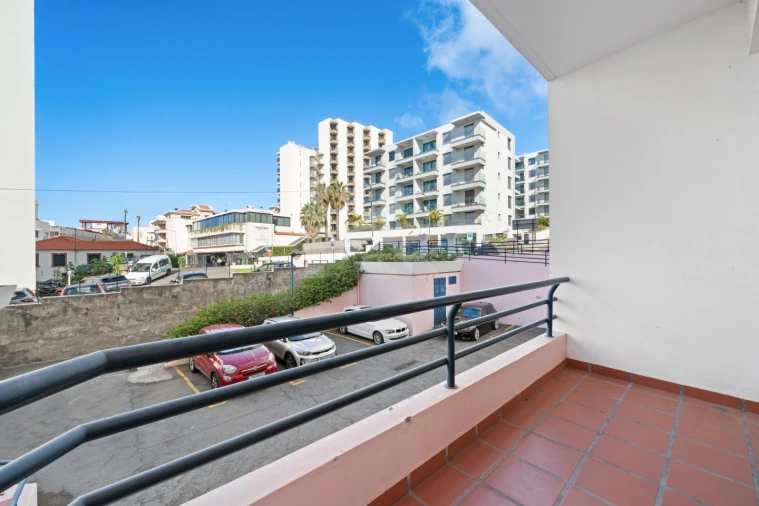 Apartamento T2 para Venda em São Martinho Foto 25