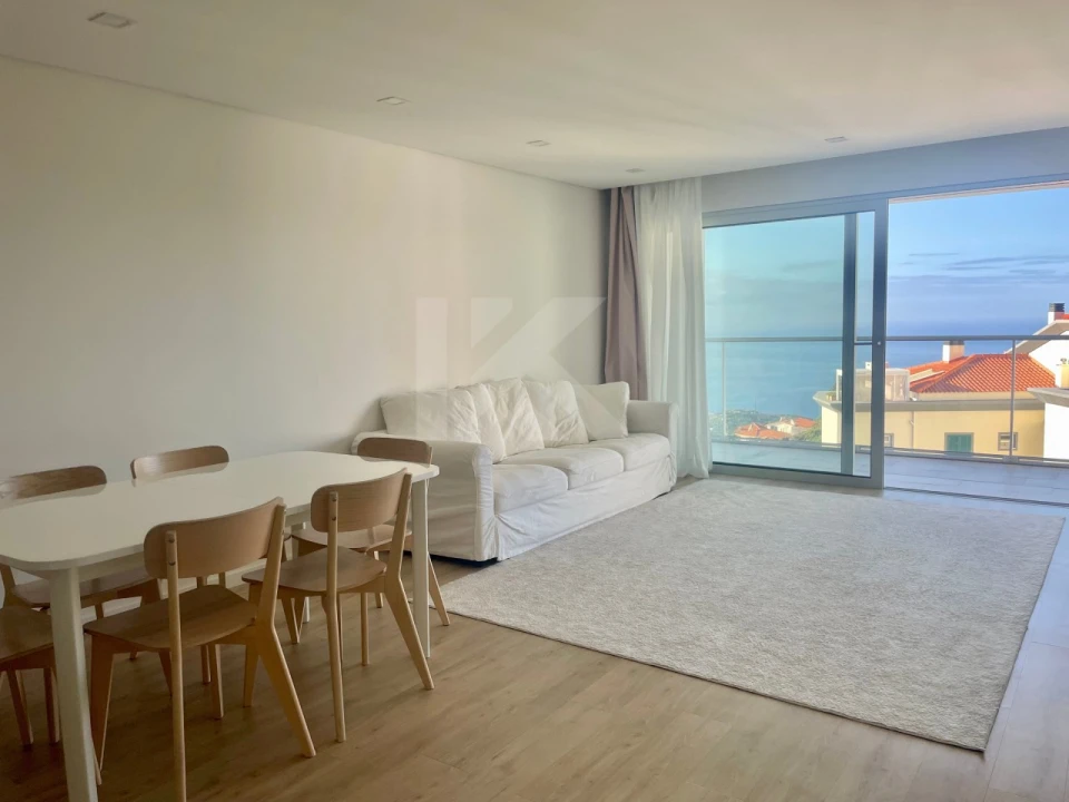 Apartamento T3 para Arrendamento em Estreito de Camara de Lobos Foto 4