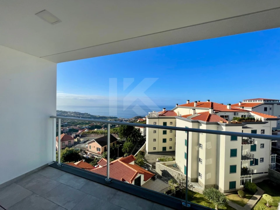 Apartamento T3 para Arrendamento em Estreito de Camara de Lobos Foto 24