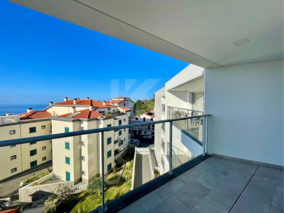 Apartamento T3 para Arrendamento em Estreito de Camara de Lobos Foto 25