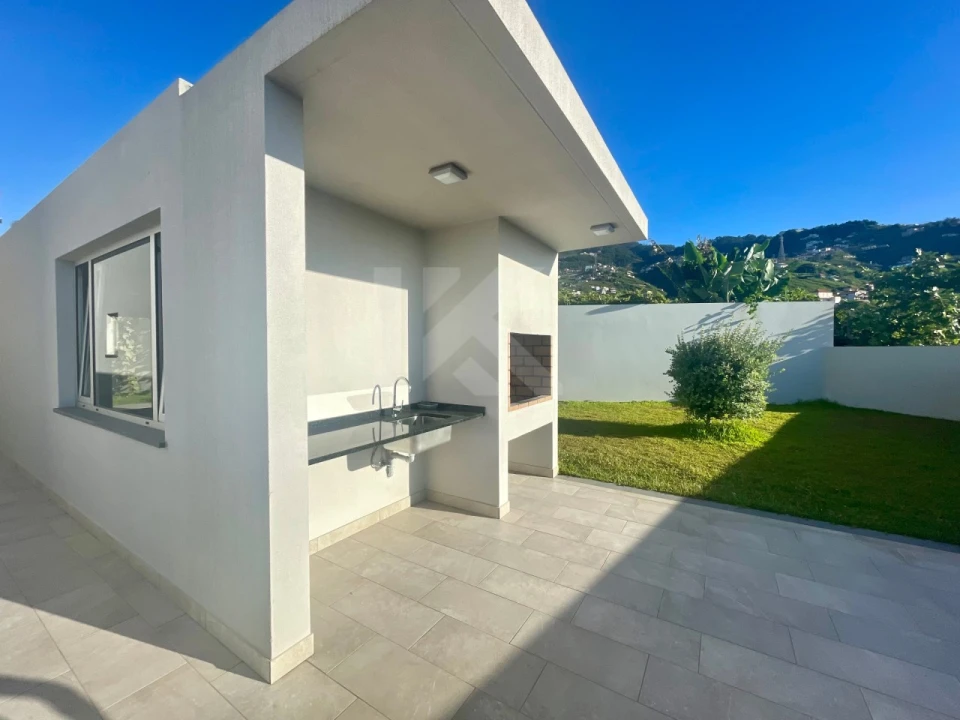 Apartamento T3 para Arrendamento em Estreito de Camara de Lobos Foto 28