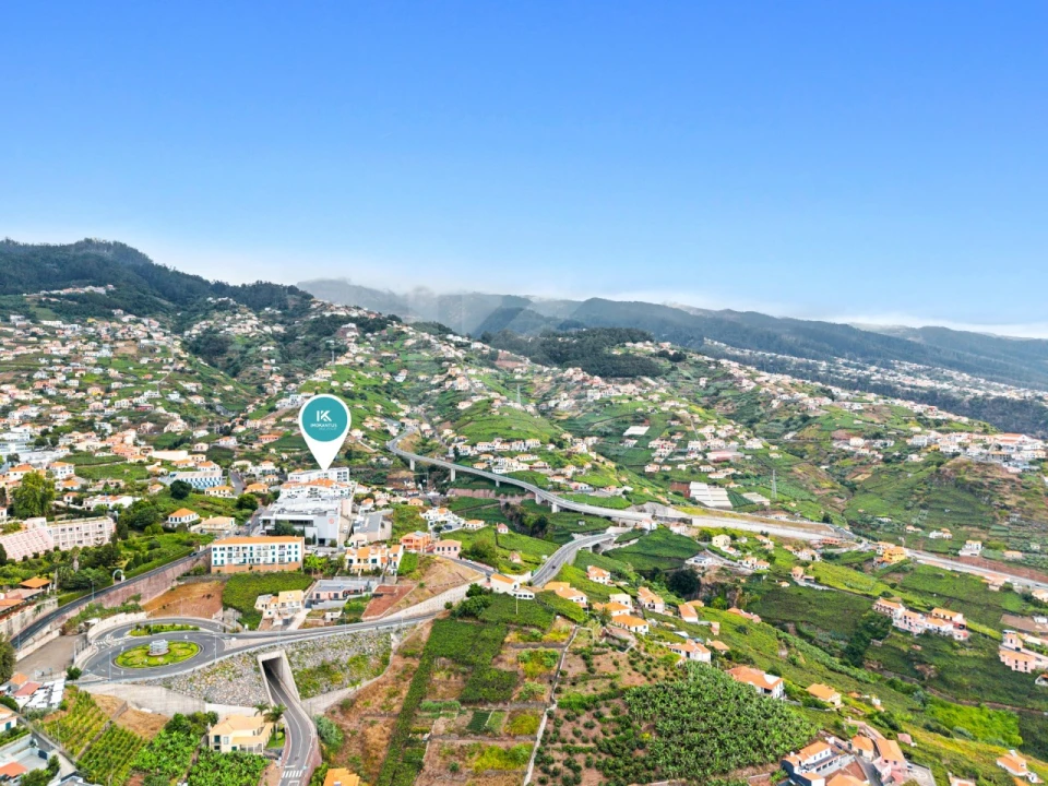 Apartamento T3 para Arrendamento em Estreito de Camara de Lobos Foto 41