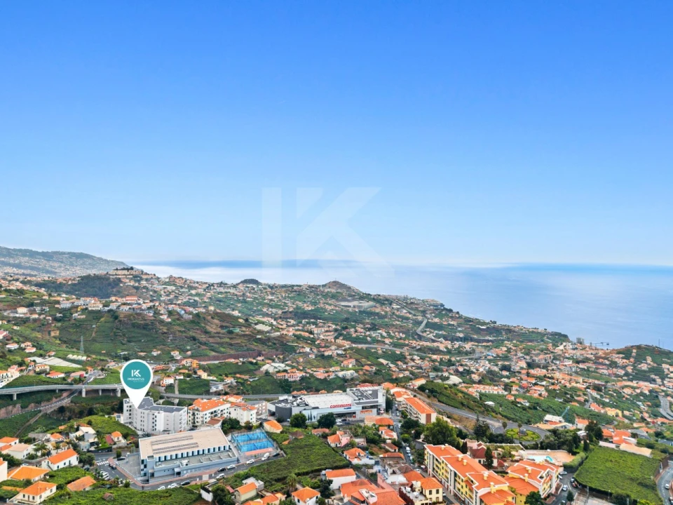 Apartamento T3 para Arrendamento em Estreito de Camara de Lobos Foto 42