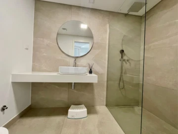 Apartamento T3 para Arrendamento em Estreito de Camara de Lobos