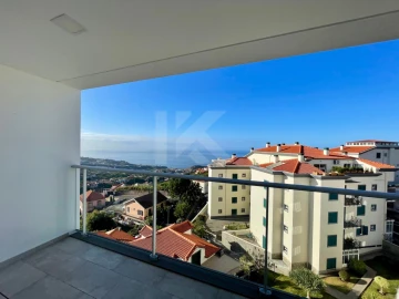 Apartamento T3 para Arrendamento em Estreito de Camara de Lobos