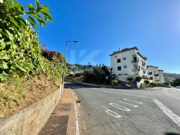 Apartamento T3 para Arrendamento em Estreito de Camara de Lobos