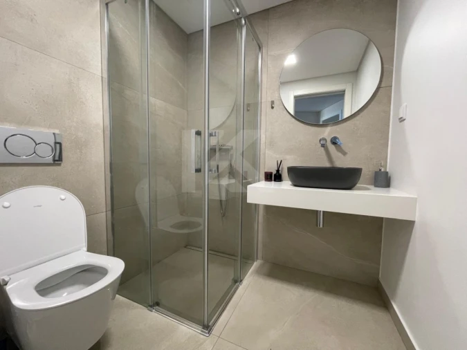 Apartamento T3 para Arrendamento em Estreito de Camara de Lobos Foto 15