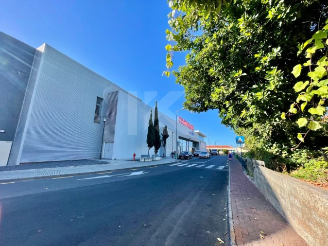 Apartamento T3 para Arrendamento em Estreito de Camara de Lobos Foto 36