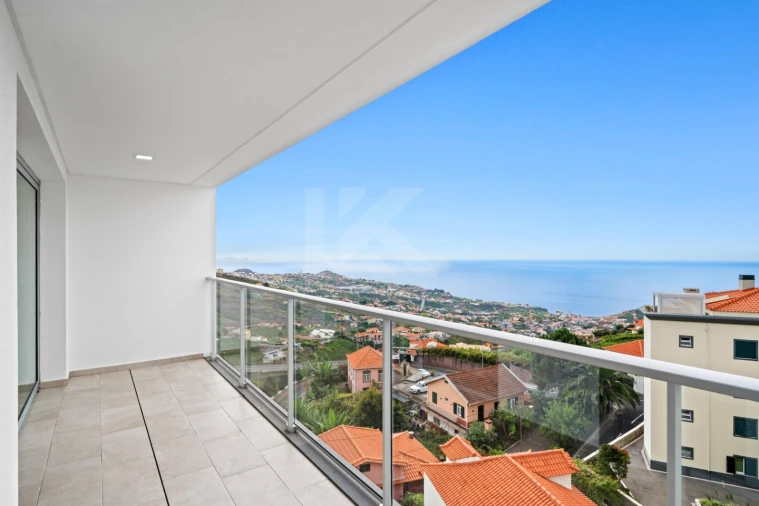 Apartamento T3 para Arrendamento em Estreito de Camara de Lobos Foto 26