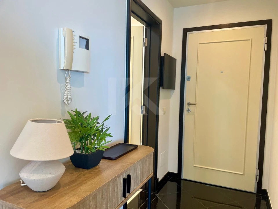 Apartamento T1 para Arrendamento em São Martinho Foto 12