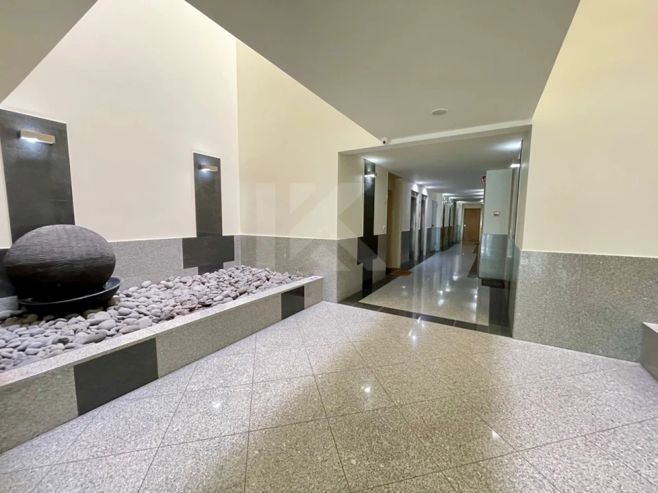 Apartamento T1 para Arrendamento em São Martinho Foto 26