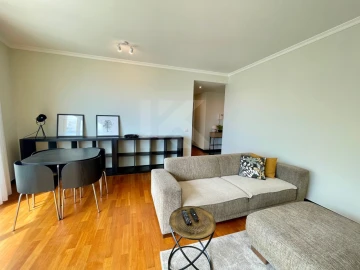 Apartamento T1 para Arrendamento em São Martinho