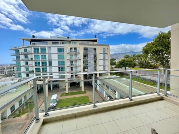 Apartamento T1 para Arrendamento em São Martinho