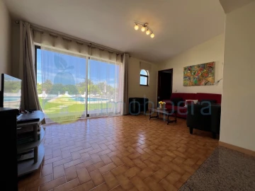 Moradia T6 para Venda em Ferreiras